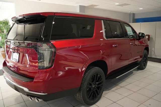 2026 Chevrolet Suburban Premier - Photo 7