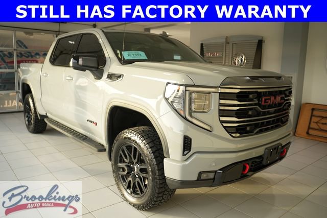 2024 GMC Sierra 1500 AT4's photo