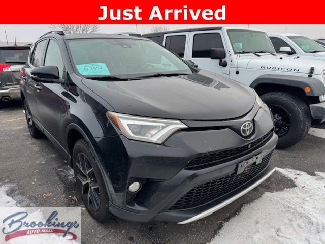 2016 Toyota RAV4 SE's photo