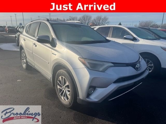 2016 Toyota RAV4 XLE's photo