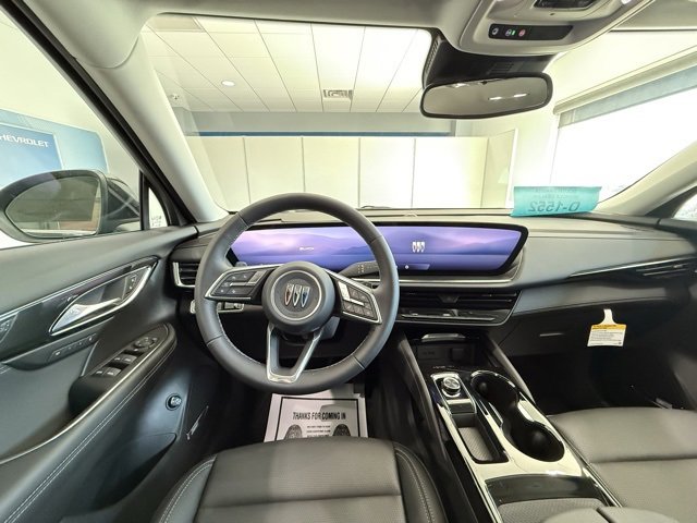 2025 Buick Envision Preferred photo 2