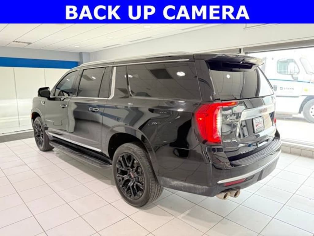 Used 2023 GMC Yukon XL Denali SUV