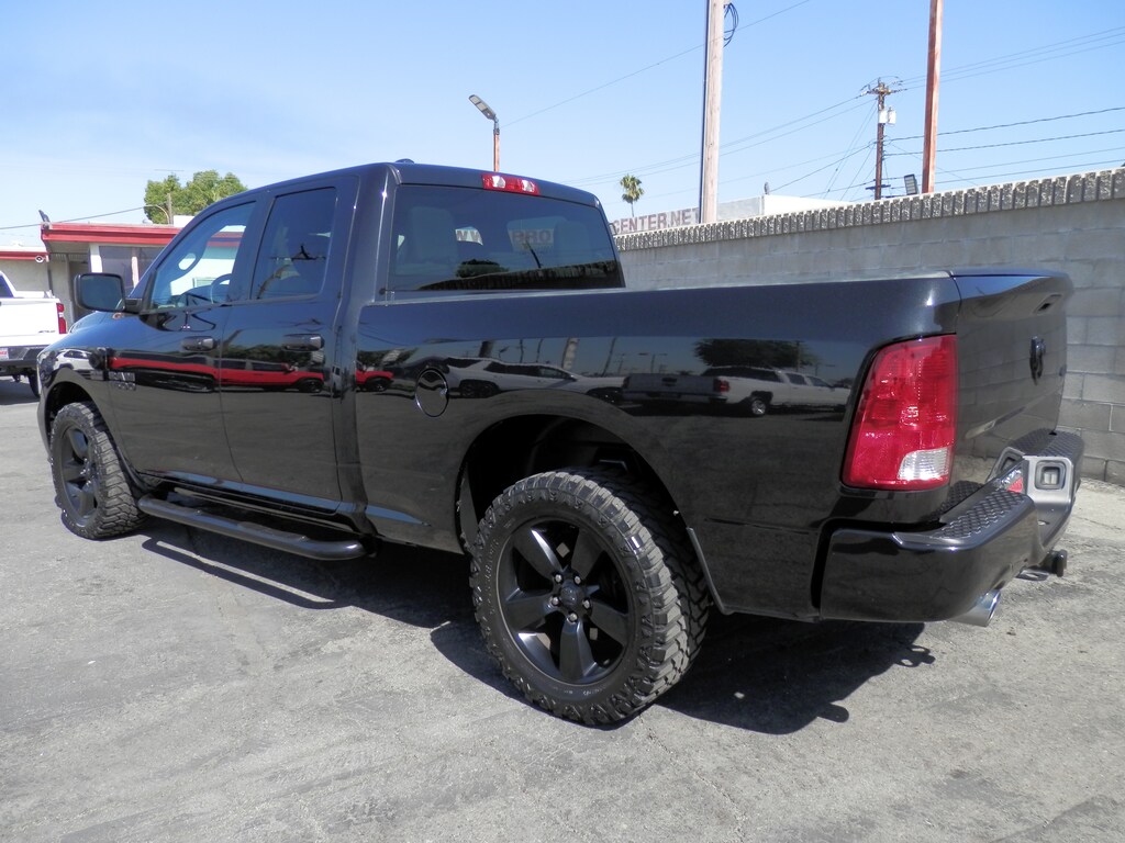 Used 2017 Ram 1500 (4WD) (BLACK EDITION) Tradesman/Express Truck Quad Cab
