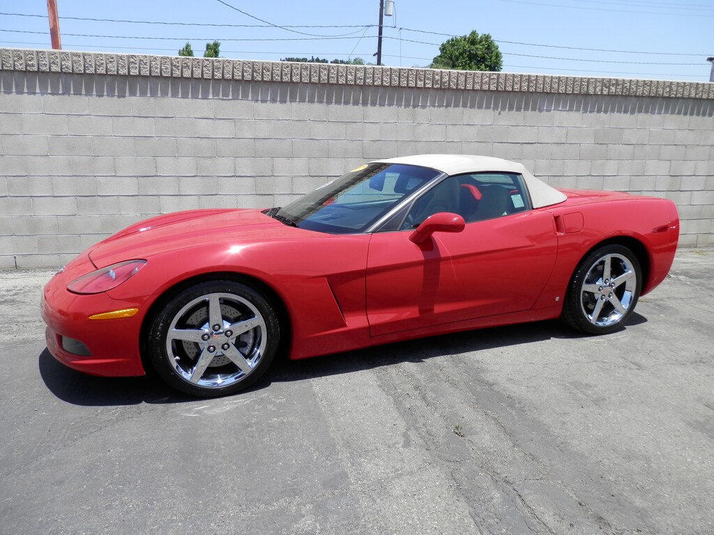 Used 2007 Chevrolet Corvette Z51 W/3LT (ONLY 31594 MILES) Convertible
