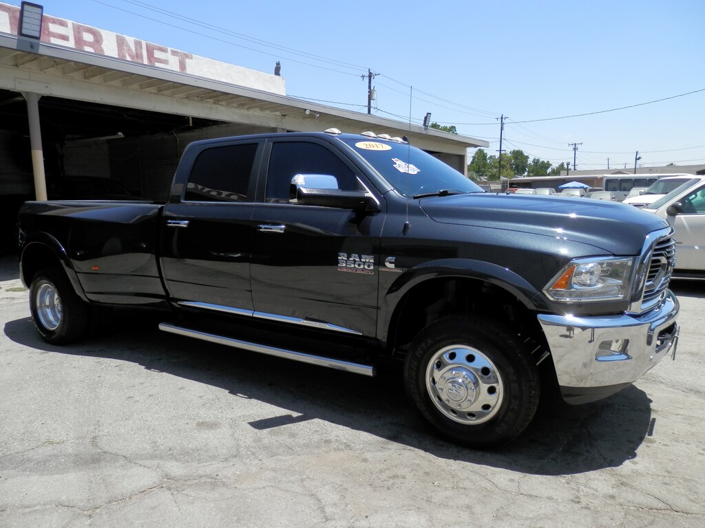Used 2017 Ram 3500 Laramie Limited (6.7 Turbo Dsl 4WD Dually) Truck Crew Cab