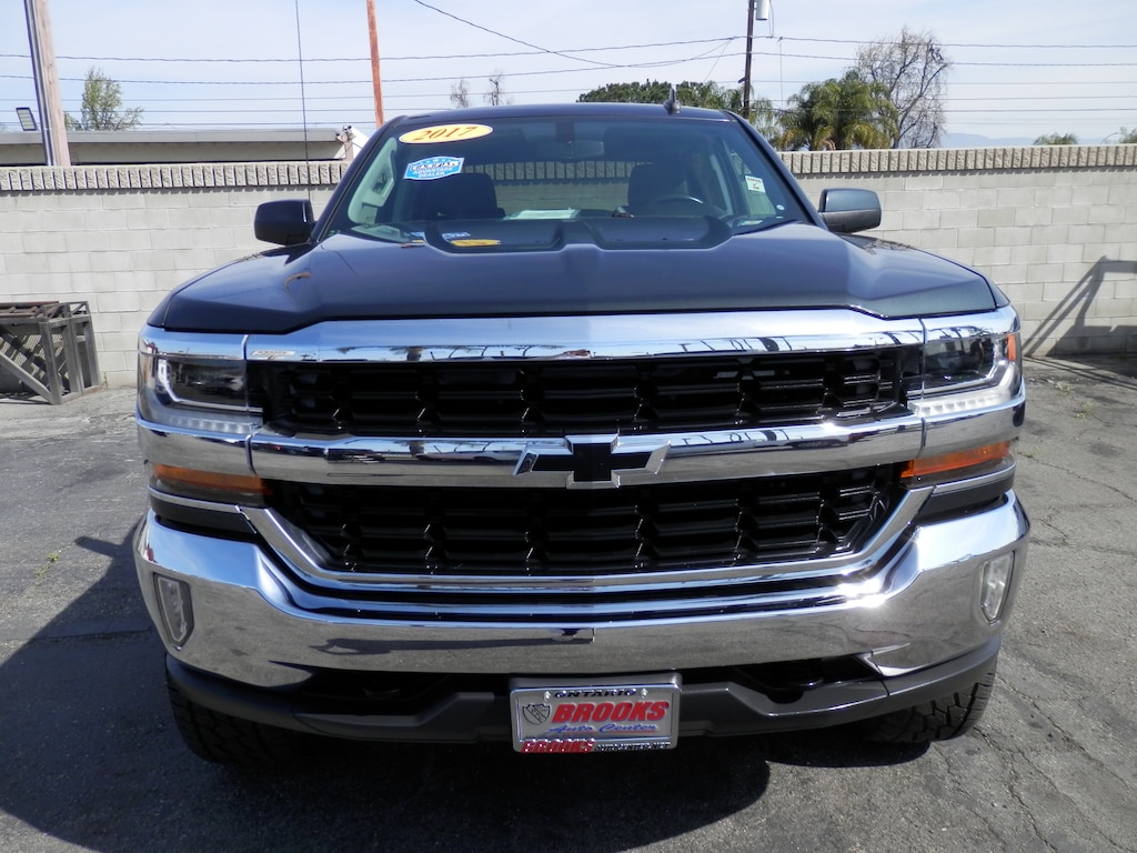 Used 2017 Chevrolet Silverado 1500 LT (4WD) (4 INCH PRO COMP LIFT) Truck Crew Cab