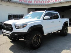 2017 Toyota Tacoma TRD Sport V6 (Lifted) (Show Truck) Truck Double Cab