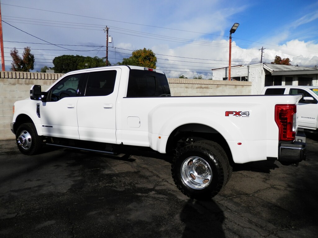 Used 2017 Ford F-350 Lariat (6.7 TURBO DSL) (4WD) (DUALLY) Truck Crew Cab