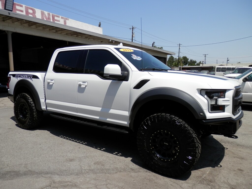 Used 2019 Ford F-150 Raptor 4WD (Group 802A Pkg.)(Actual 15877 Miles) Truck SuperCrew Cab