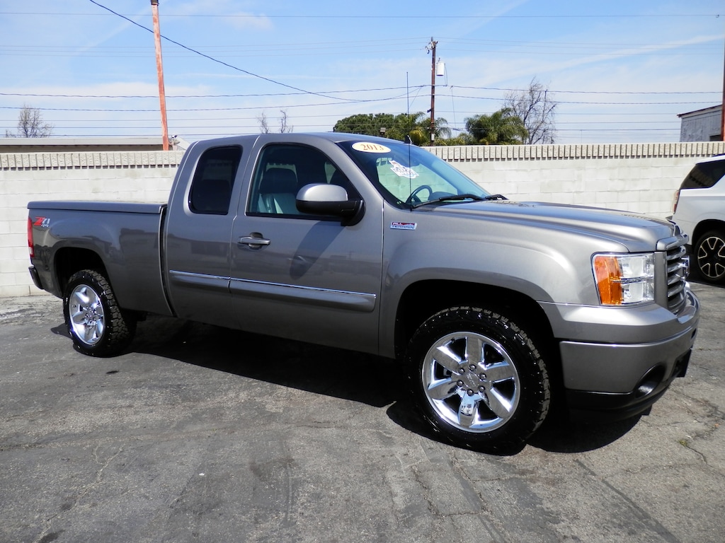 Used 2013 GMC Sierra 1500 SLT (4WD) (Z71) (ALL-TERRAIN) Truck Extended Cab