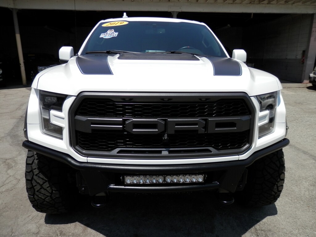 Used 2019 Ford F-150 Raptor 4WD (Group 802A Pkg.)(Actual 15877 Miles) Truck SuperCrew Cab