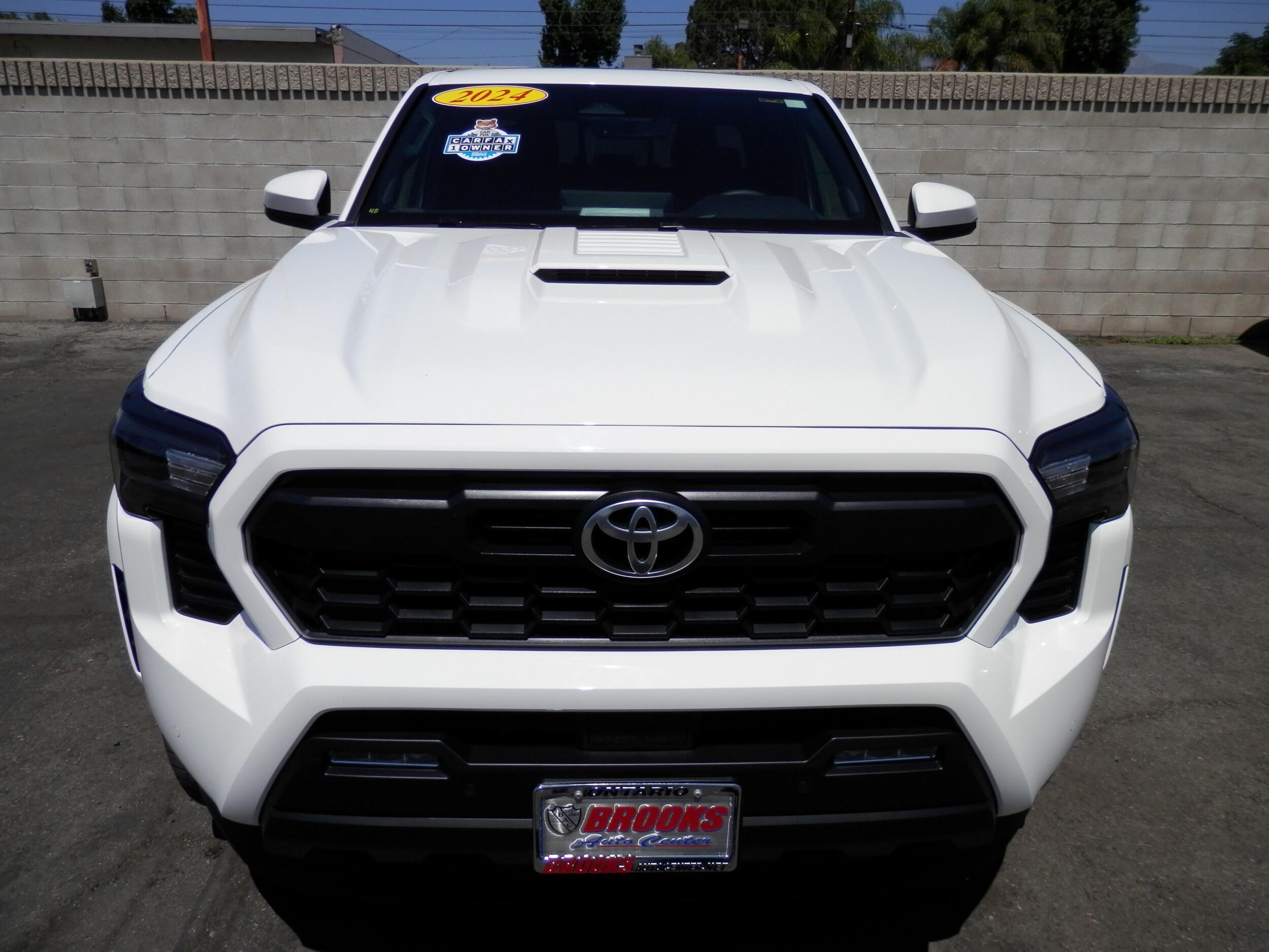 2024 Toyota Tacoma TRD 4x4 Sport photo 4