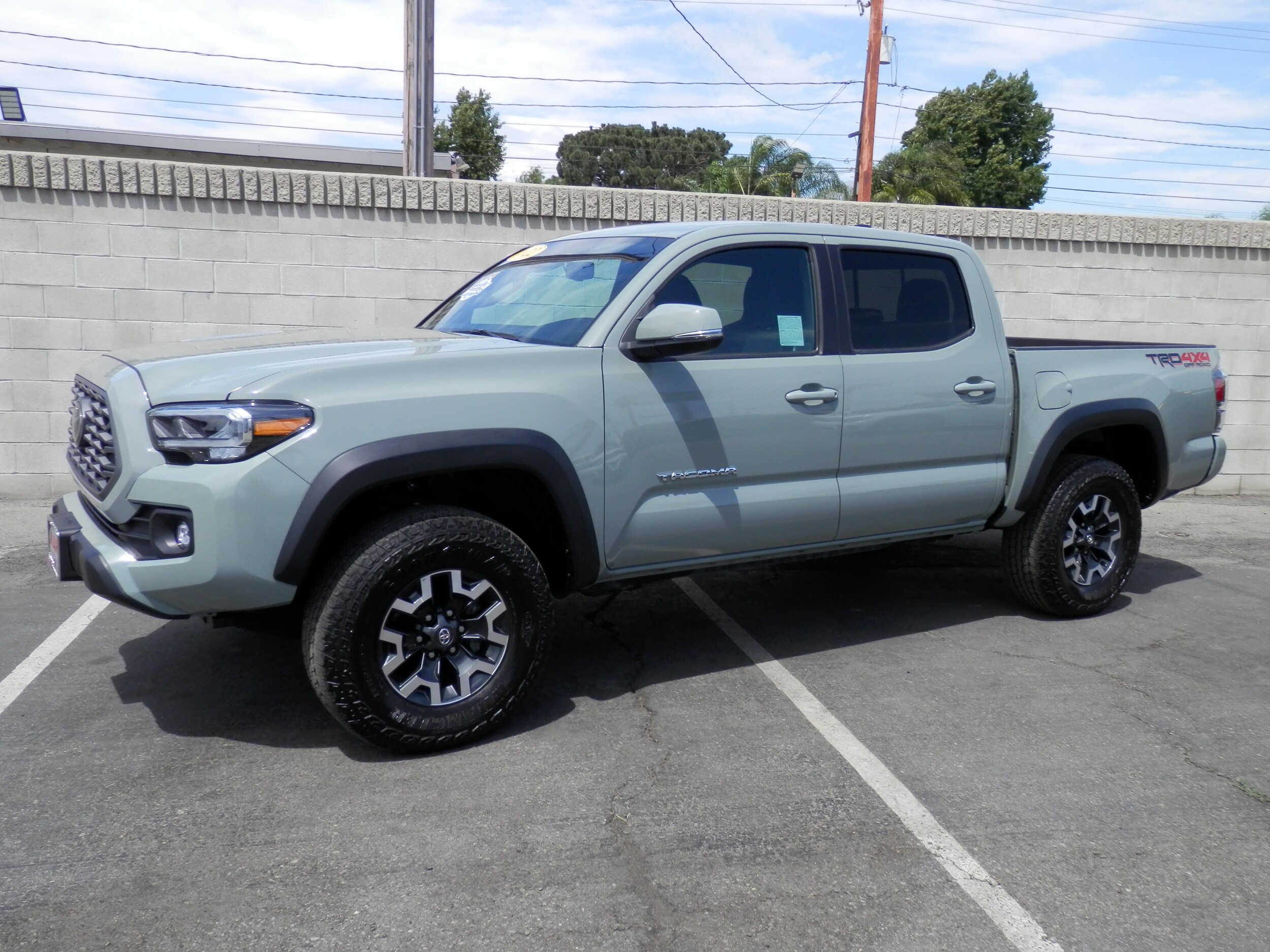 2022 Toyota Tacoma TRD 4x4 Double Cab photo 2