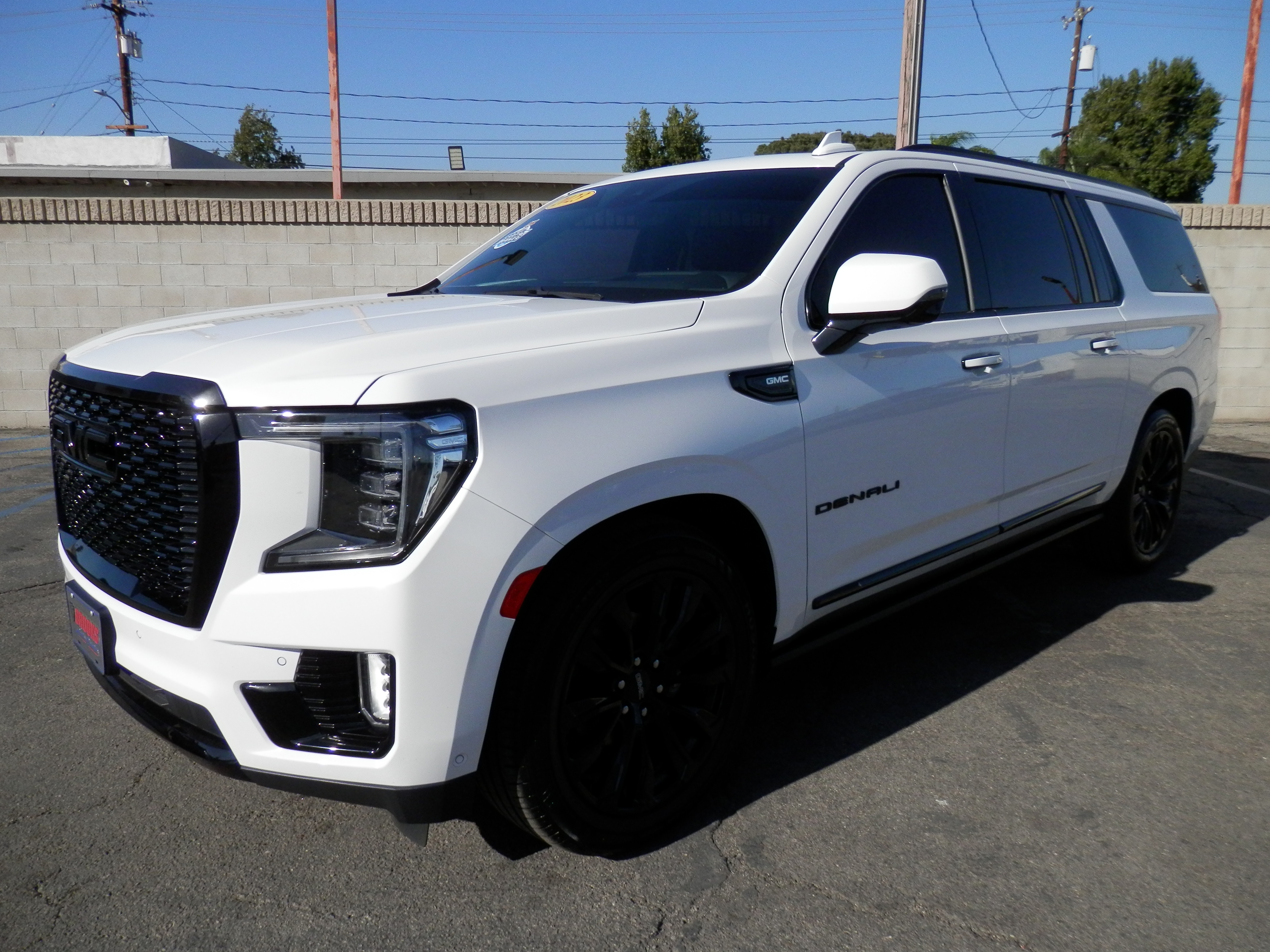 2023 GMC Yukon XL DENALI (4WD) SUV