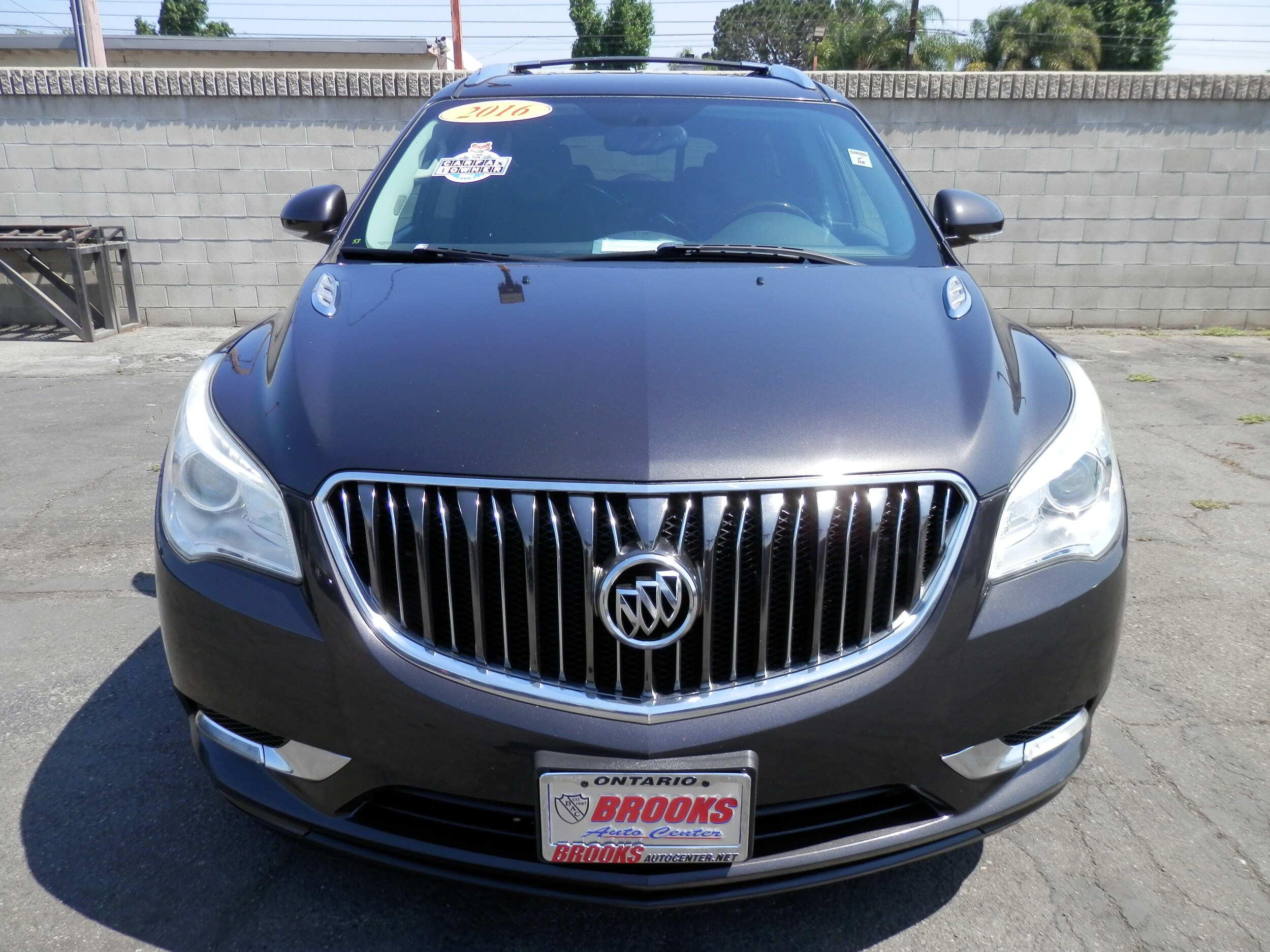 2016 Buick Enclave Leather photo 3