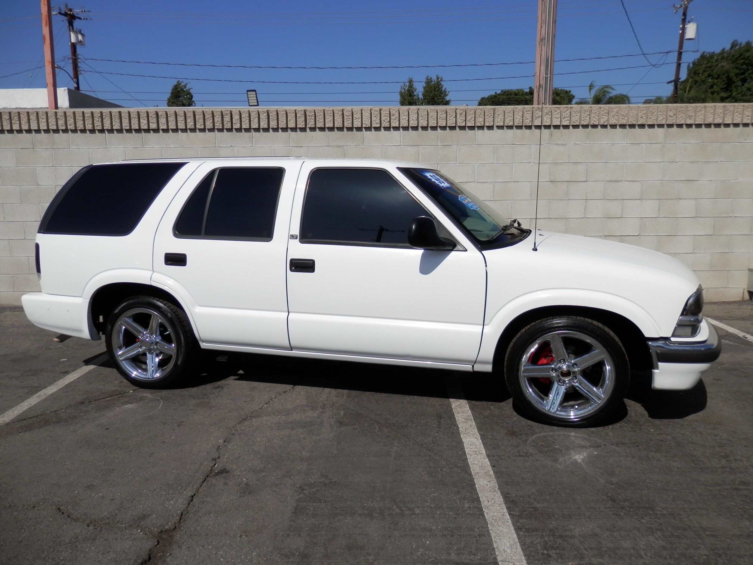 1998 Chevrolet Blazer photo 3