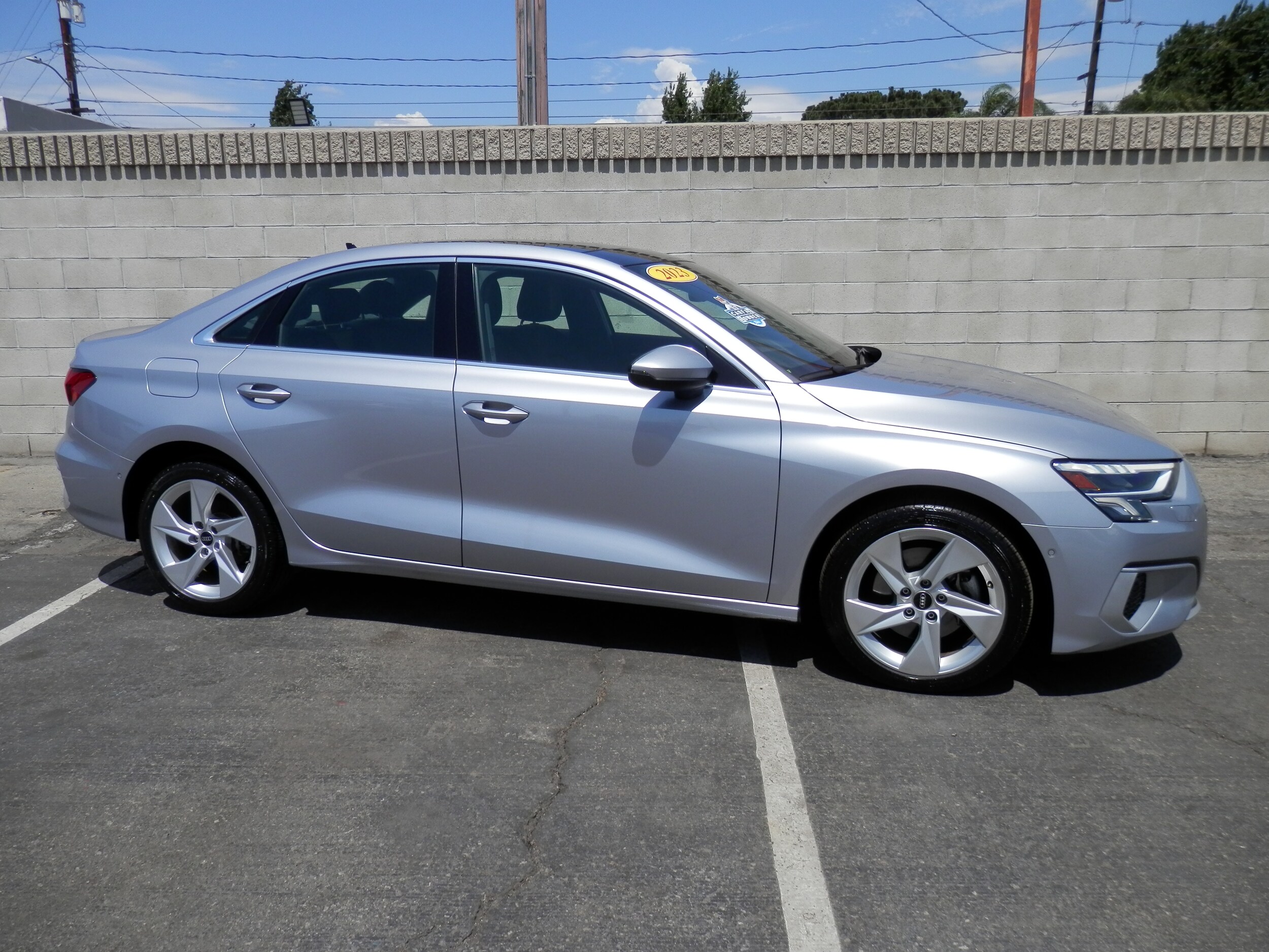 2023 Audi A3 Premium 40 TFSI photo 2