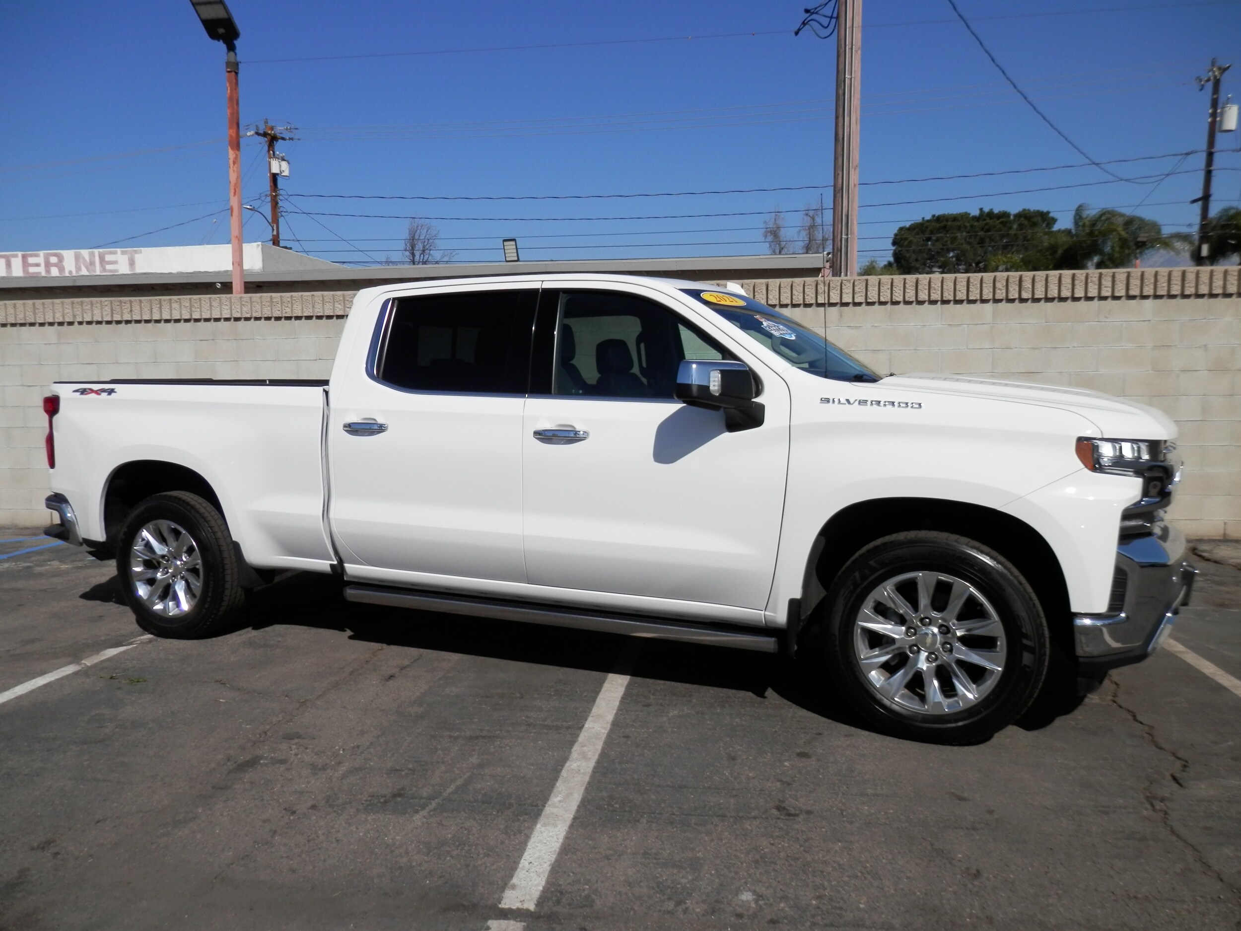 2021 Chevrolet Silverado LTZ photo 2