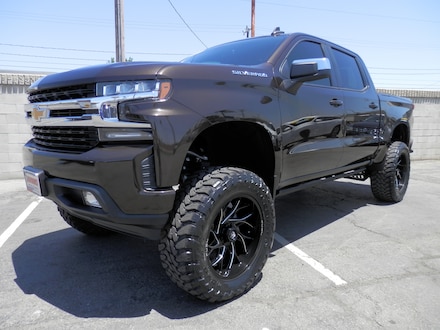 2019 Chevrolet Silverado 1500 LT Crew Cab (10 Inch Custom Lift) (20K+ In Extras) Truck Crew Cab