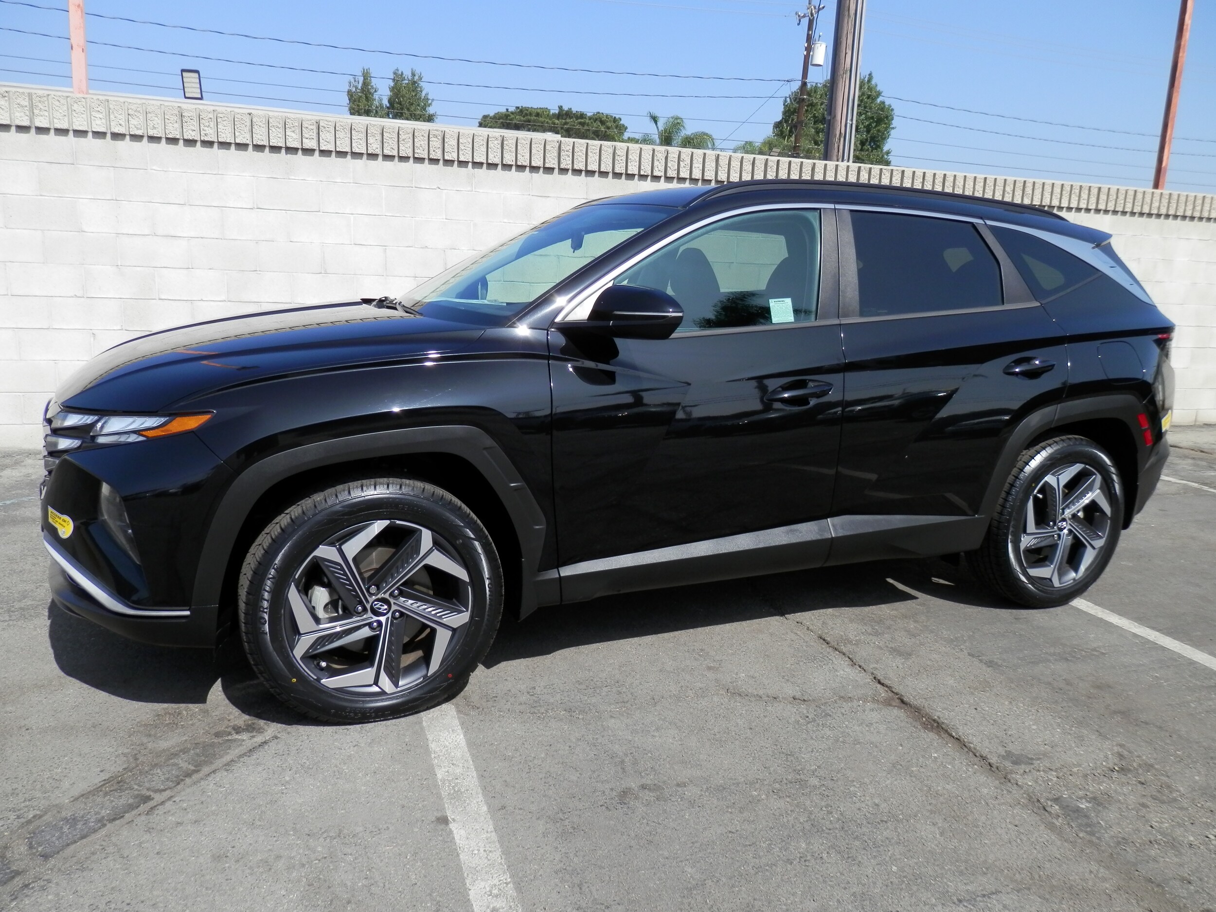 2022 Hyundai Tucson Plug-in Hybrid SEL photo 2