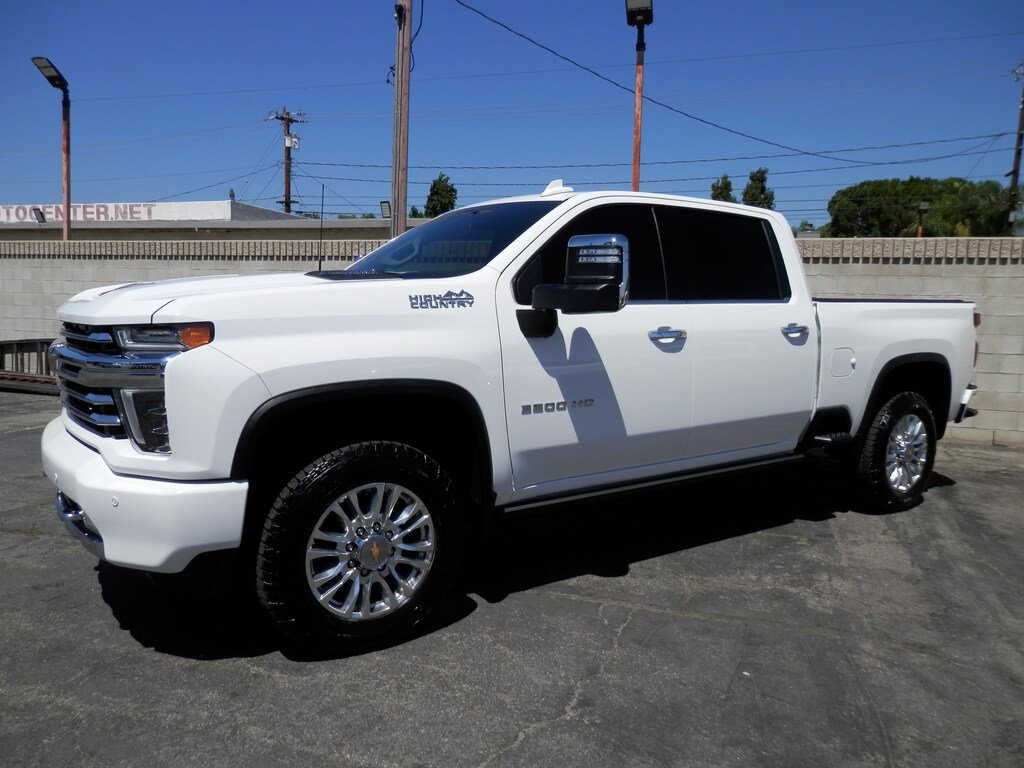 Used 2022 Chevrolet Silverado 3500 HD (6.6 TURBO DIESEL) HIGH COUNTRY (4WD) (ACTUAL 7019 MILES) Truck Crew Cab