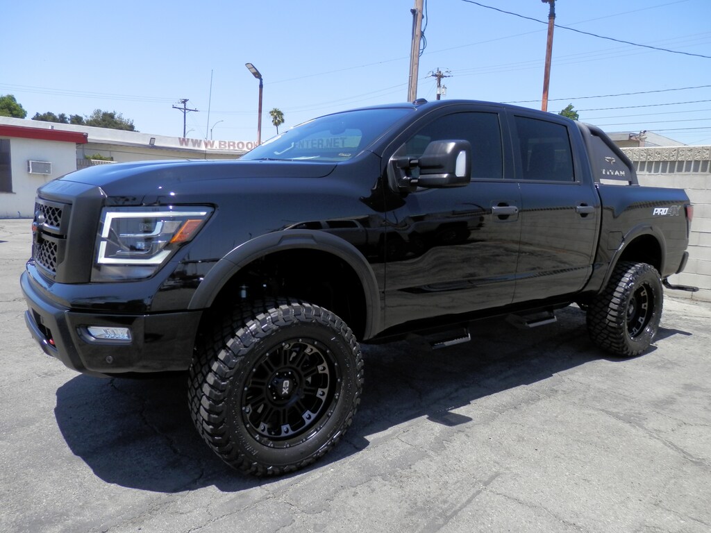 Used 2020 Nissan Titan PRO-4X (4WD) (CUSTOM PRO COMP LIFT) Truck Crew Cab