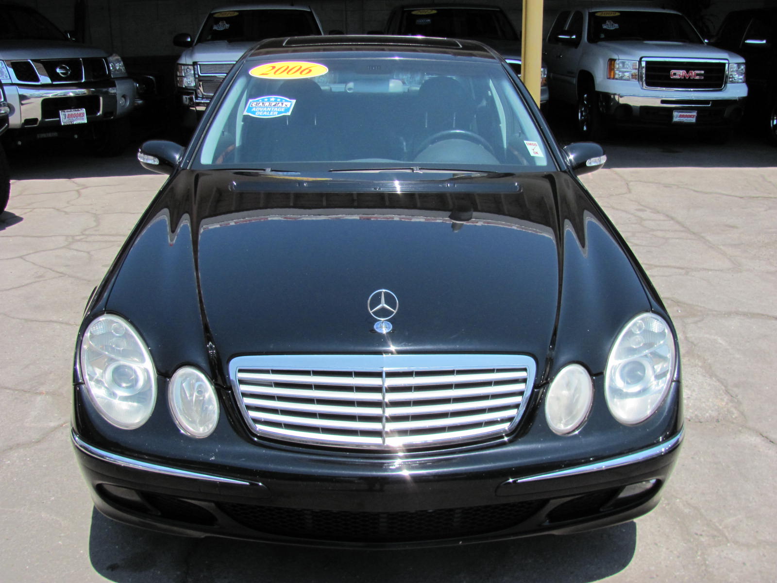 2006 Mercedes Benz E Sedan photo 2
