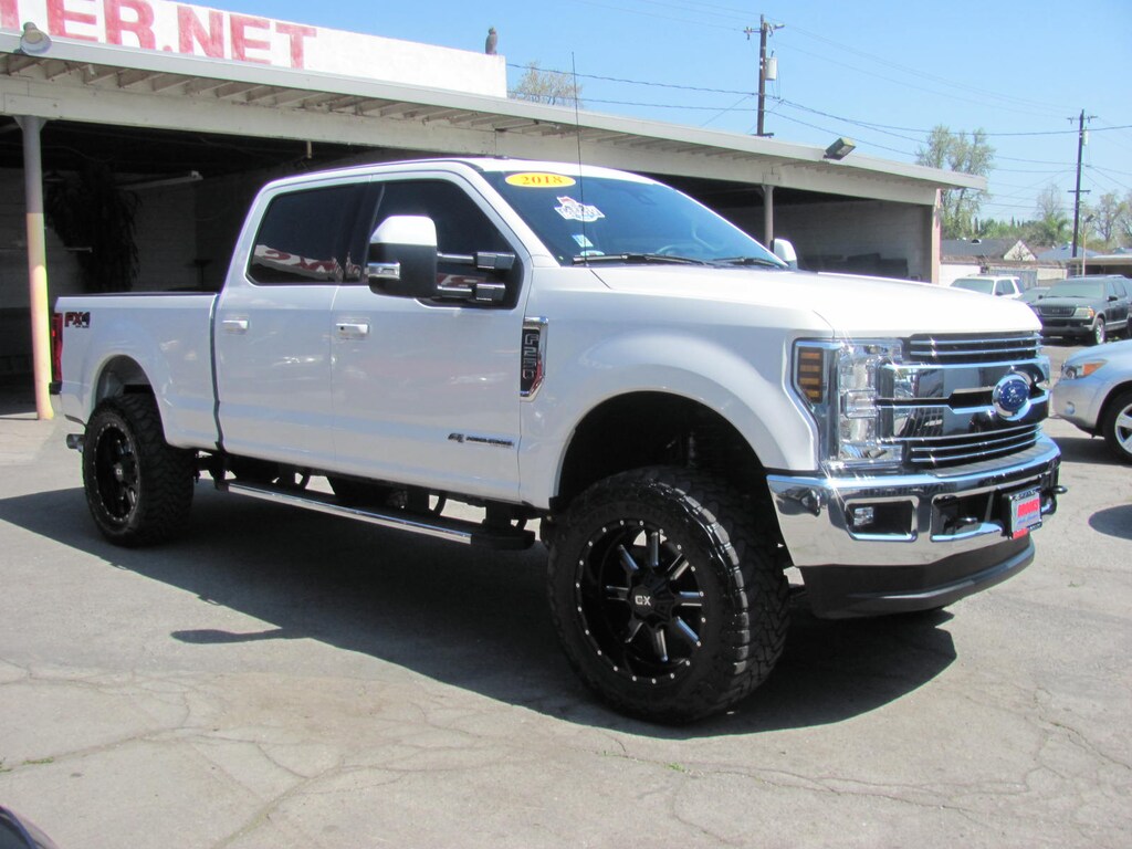 Used 2018 Ford F-250 Super Duty Lariat Turbo Diesel 4WD (Lifted) Crew Cab