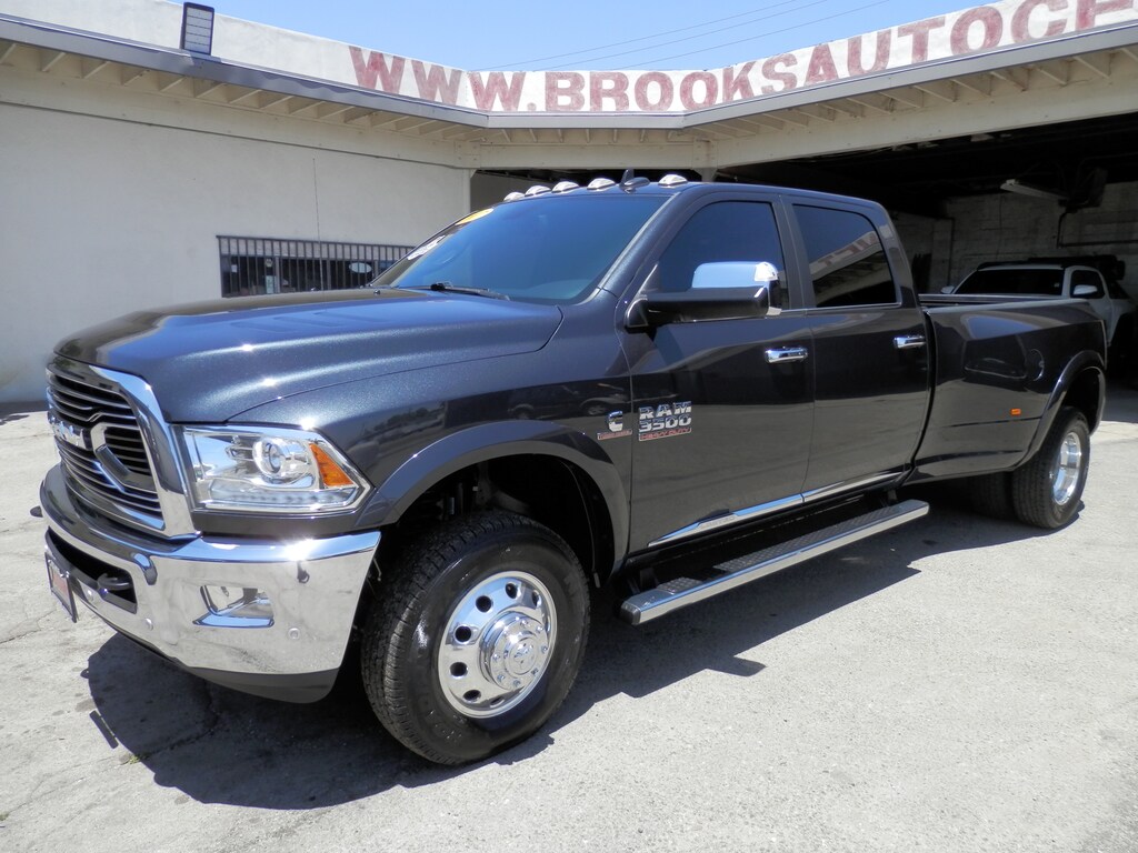 Used 2017 Ram 3500 Laramie Limited (6.7 Turbo Dsl 4WD Dually) Truck Crew Cab