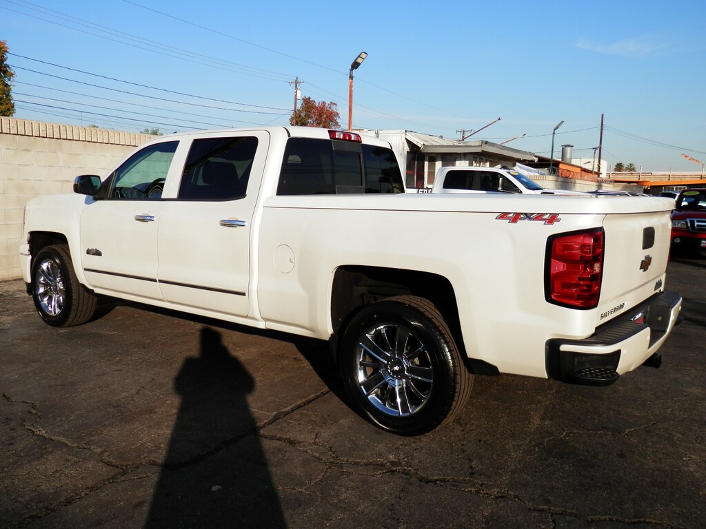 Used 2014 Chevrolet Silverado 1500 High Country (6.2LITER) (4WD) Truck Crew Cab
