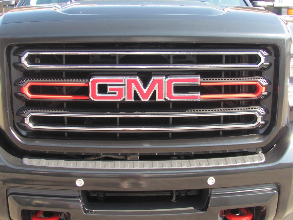 Used 2015 GMC Sierra 3500HD Denali (6.6 TURBO DIESEL 4WD DUALLY) Truck Crew Cab