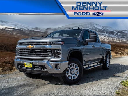 2025 Chevrolet Silverado LT Crew Cab Short Bed Truck