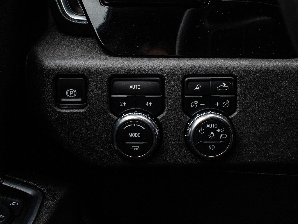 2024 GMC Sierra 1500 SLT - Photo 15