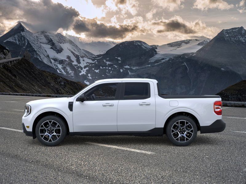 2025 Ford Maverick Lariat photo 2