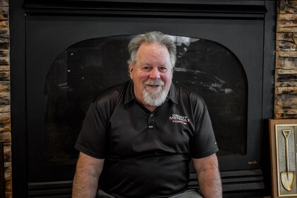 Staff member John Lovell from ID_eca249dbc855