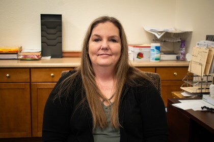 Staff member Dawn Pennell from ID_73473b268c70