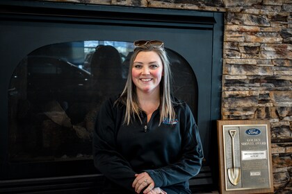 Staff member Amanda Williams from ID_9ea419556877