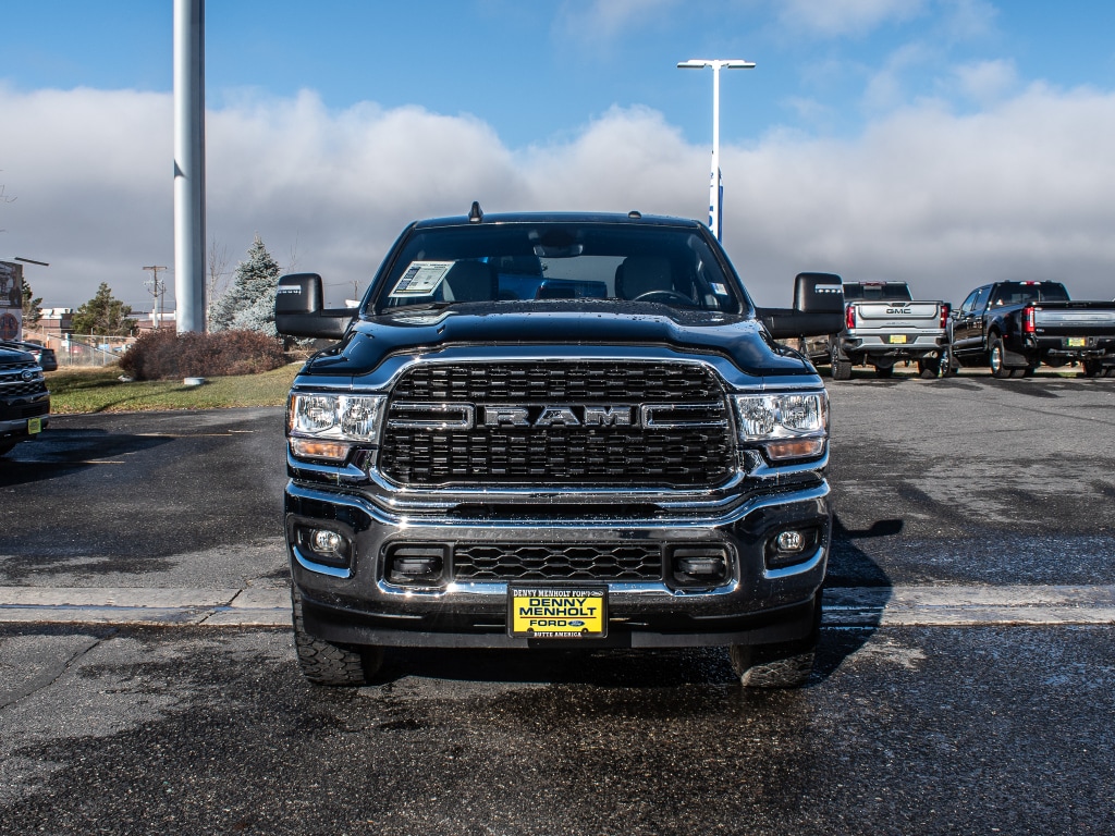 2024 Ram 3500 Big Horn photo 2