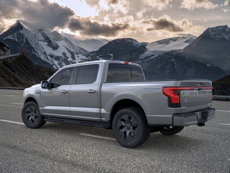 2025 Ford F-150 Lightning Lariat photo 4