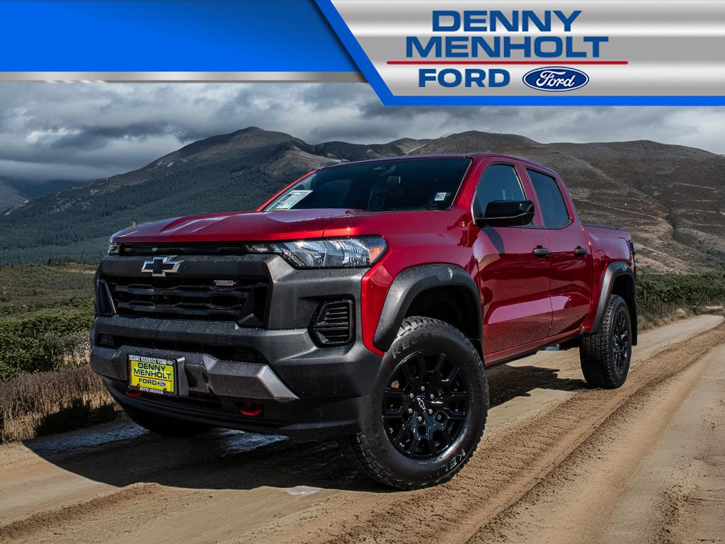 2023 Chevrolet Colorado Trail Boss Crew Cab Short Box 4x4's photo