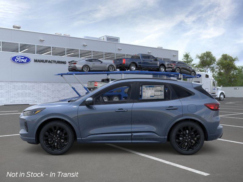 2026 Ford Escape ST-Line Elite photo 3