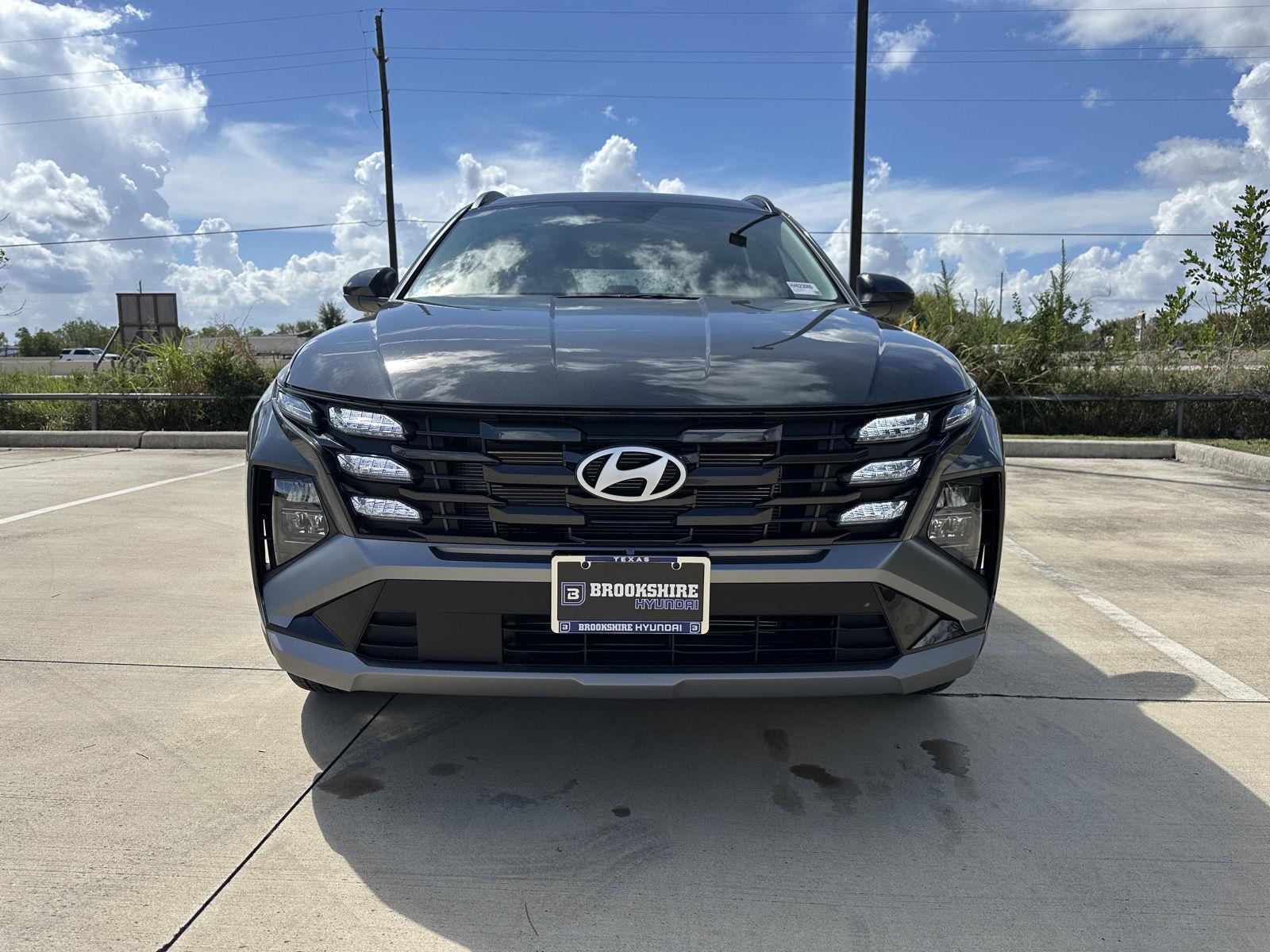2026 Hyundai Tucson SEL photo 2