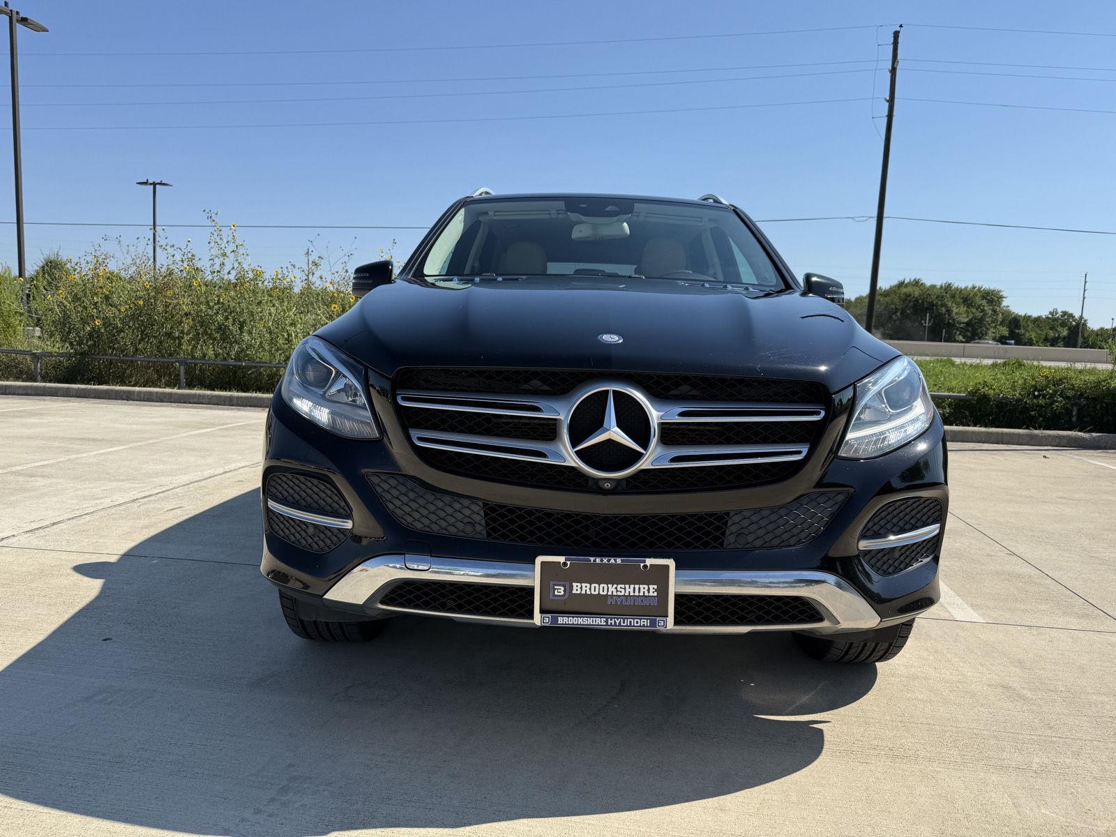 2016 Mercedes Benz GLE 350 4MATIC photo 2