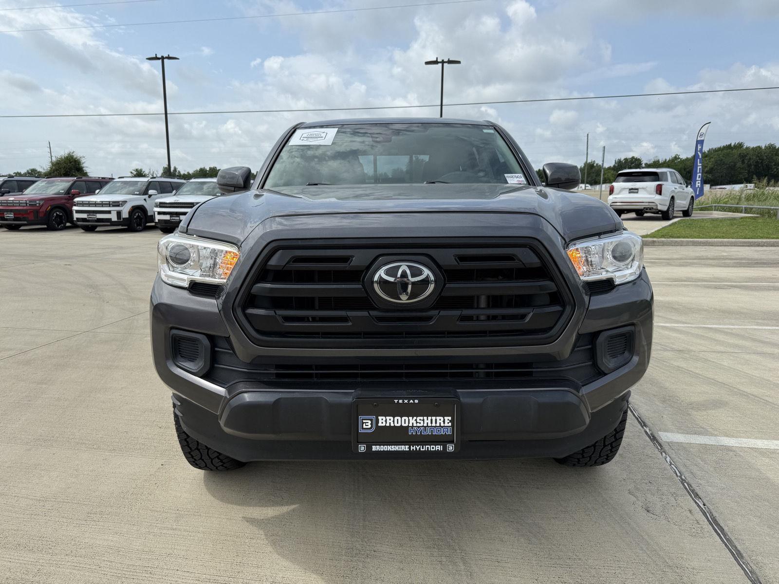 Used 2018 Toyota Tacoma SR with VIN 5TFAX5GN2JX115786 for sale in Brookshire, TX