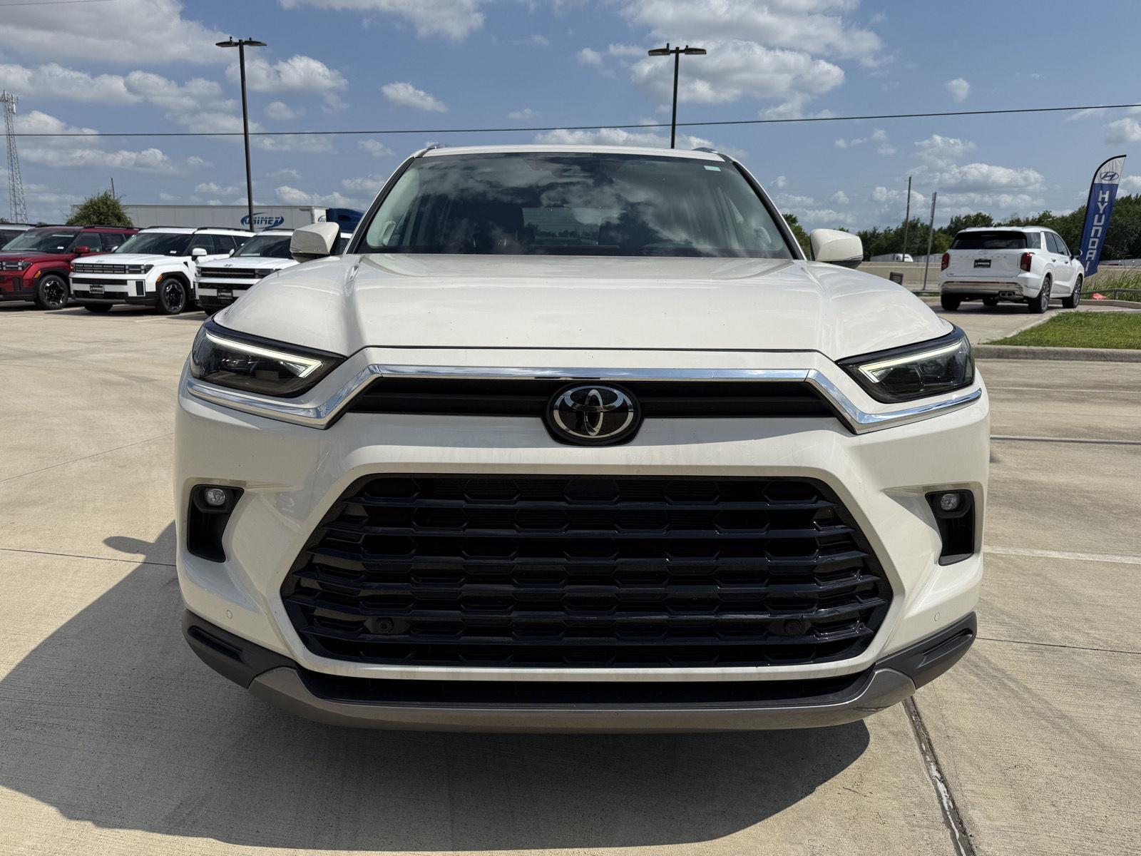 Used 2024 Toyota Grand Highlander Limited with VIN 5TDAAAA58RS001070 for sale in Brookshire, TX