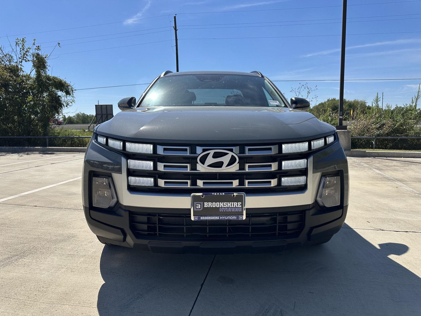 2026 Hyundai Santa Cruz SEL photo 2