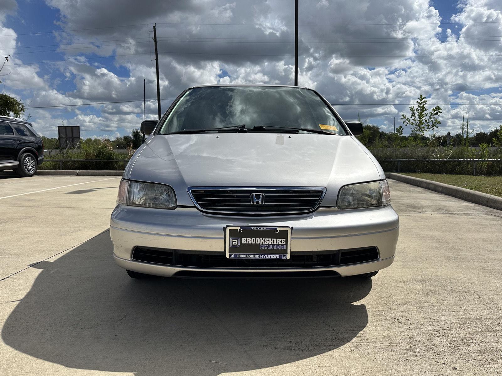 1997 Honda Odyssey LX photo 2