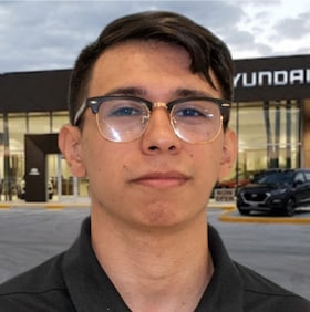 Staff member Thomas Atencio from ID_8ce49a8b0879