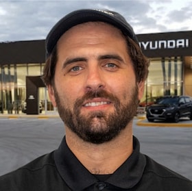 Staff member Jason Henderson from ID_8ce49a8b0879