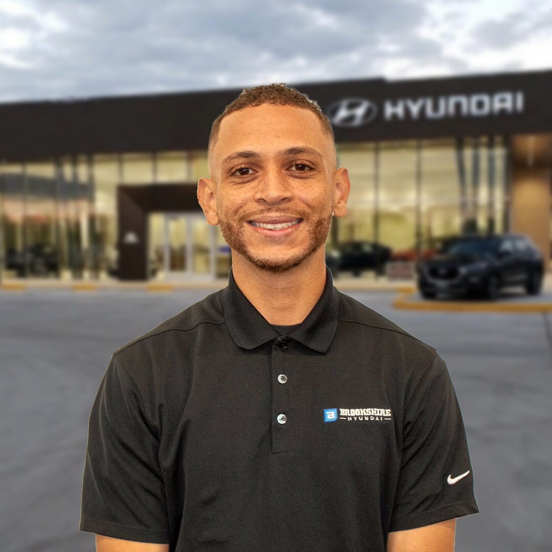Derrick%20Henry%20-%20Internet%20Sales%20Manager%20(1).png